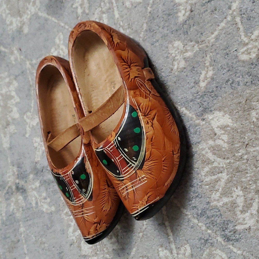 Vintage wooden Dutch clogs 27cm 10-11 women's